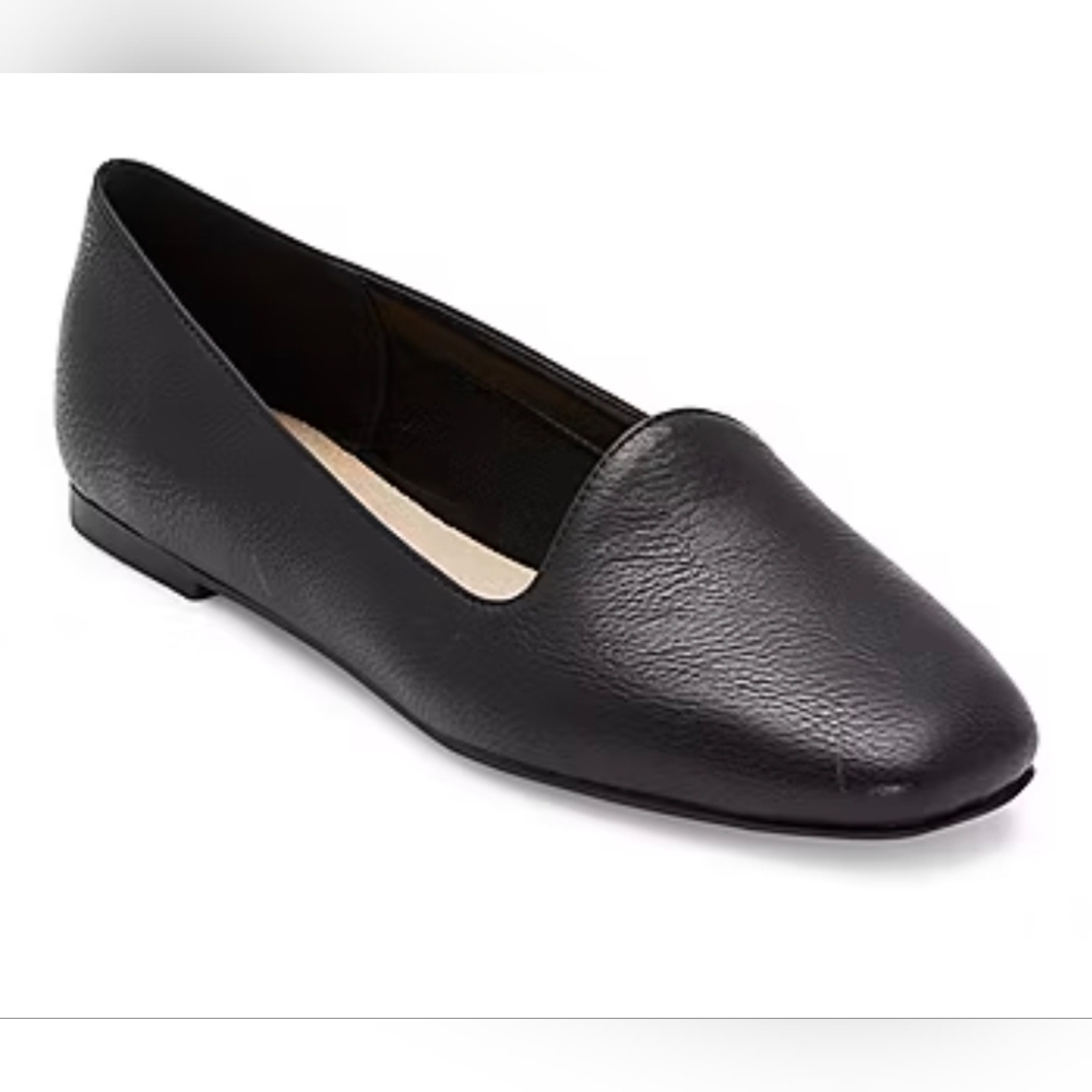 NWT St. John's Kessler Ballet Flat Size 7